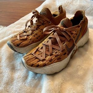 Nike Space Hippie 04